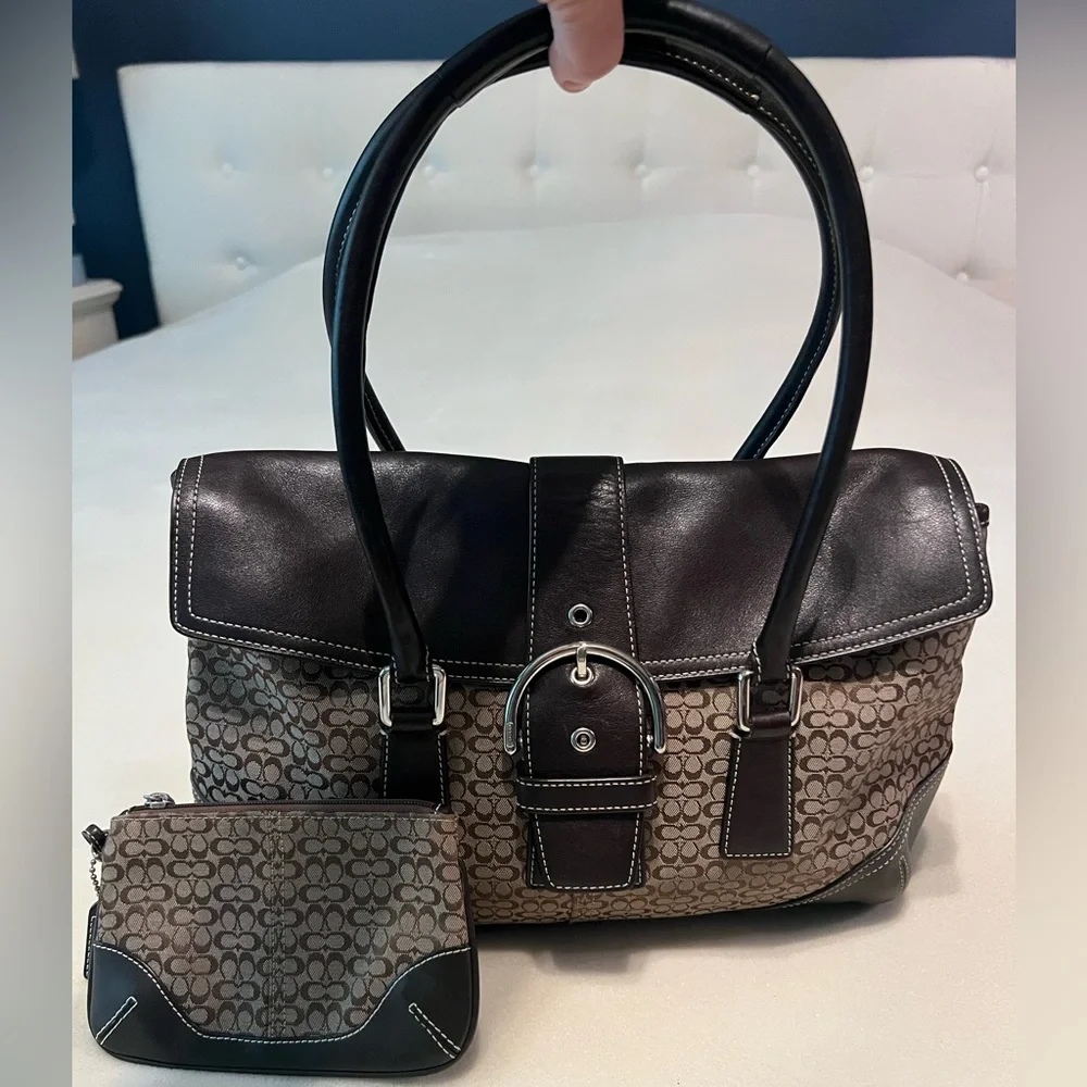 Coach | Bags | Coach Vintage 203 Signature Collection Soho
